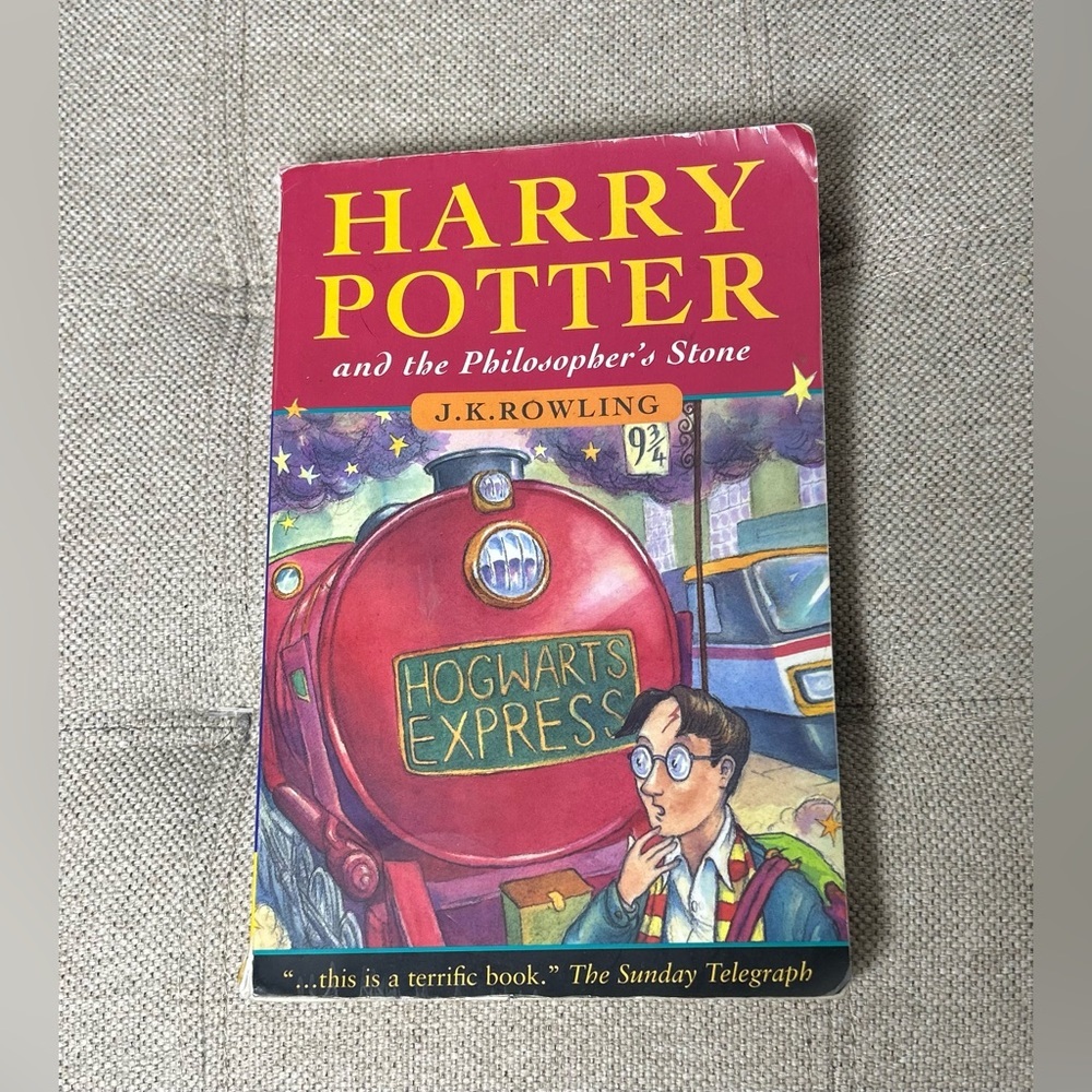 Harry Potter and the Philosopher's Stone by J.K. Rowling Softcover Book 2000 VTG
